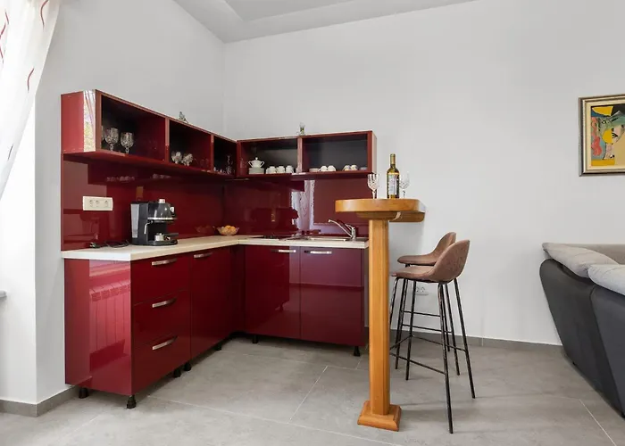 Old Stone Katarina Nedeščina