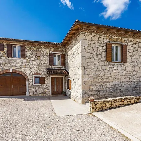 Old Stone Katarina Nedescina