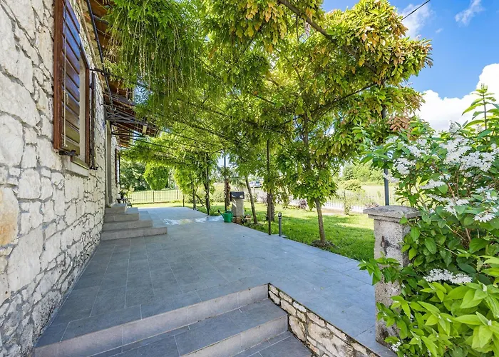 Vila Old Stone Katarina Nedescina