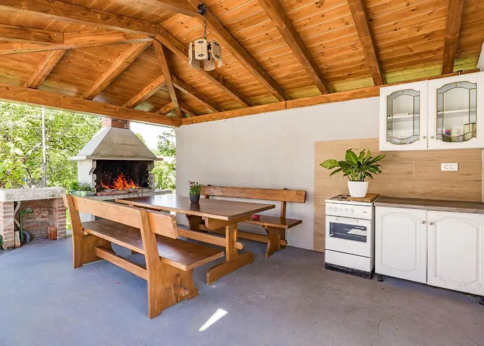 Vila Old Stone Katarina Nedescina